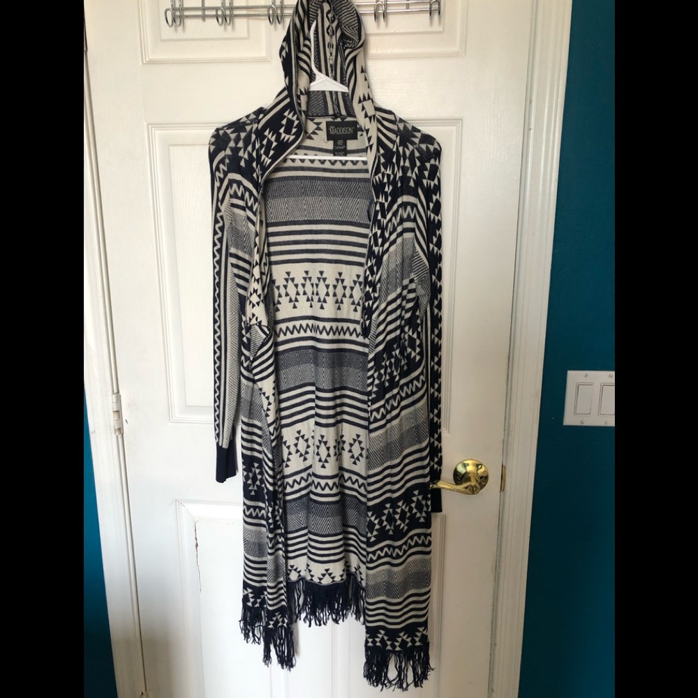 MIA Maddiso Cardigan | Size: M